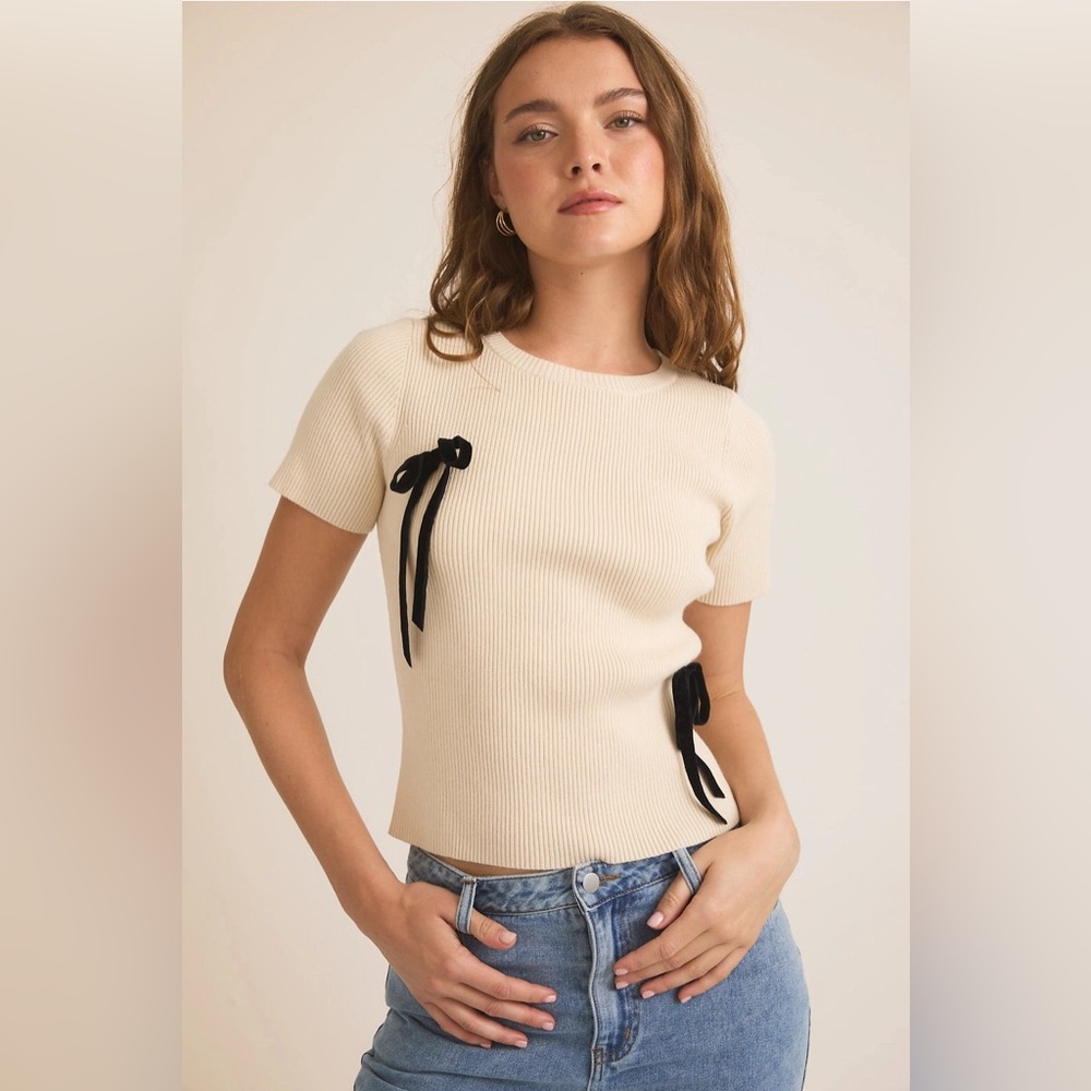 Bow Ribbed Top- NWT